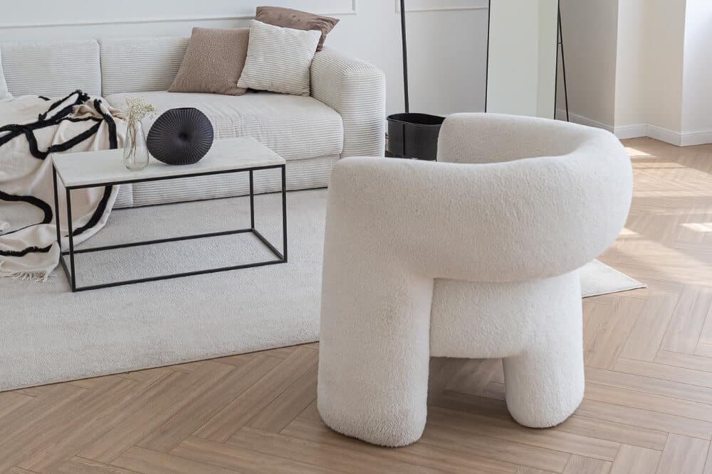 The Minimalist's Guide to Simplifying Your Space with Style