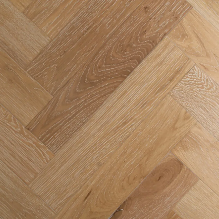 Cabernet De Marque Oak flooring swatch