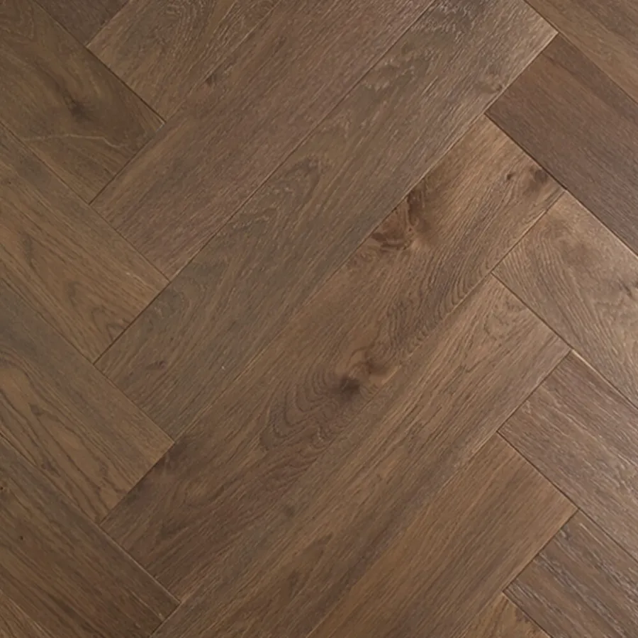Herringbone Vintage De Marque Oak flooring swatch