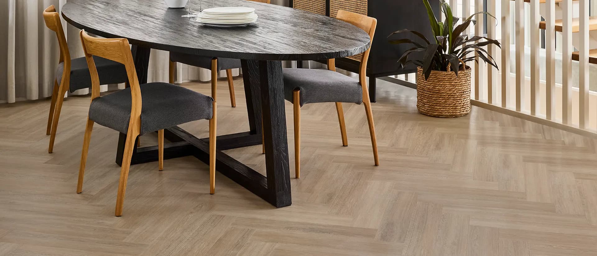 Easi-Plank SPC Herringbone — dining table on pale Porcelain herringbone
